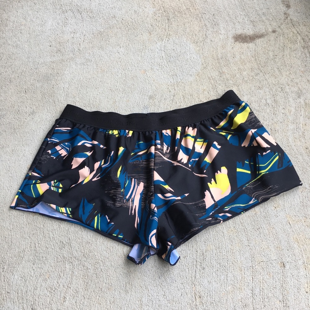 Volcom shorts